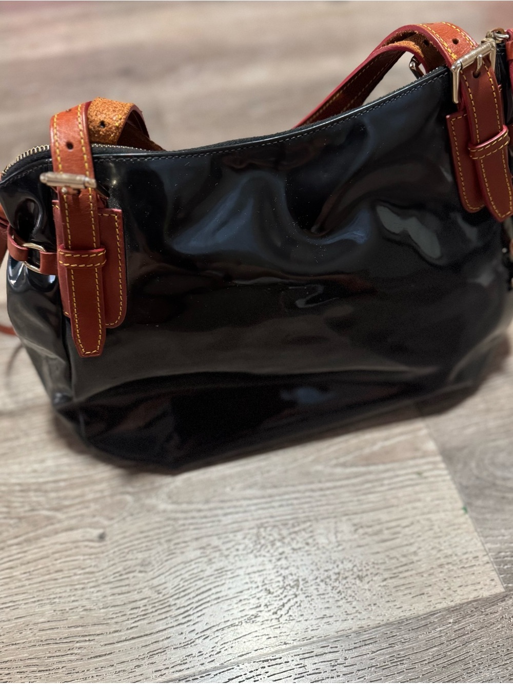 Dooney & Bourke Black Patent Shoulder Bag with Brown Trim - Picture 5 of 9